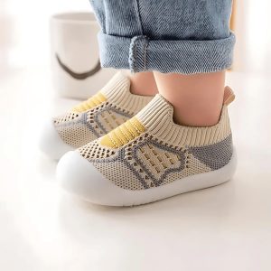 Удобни бебешки чевлички за одење | MESHSTEPS